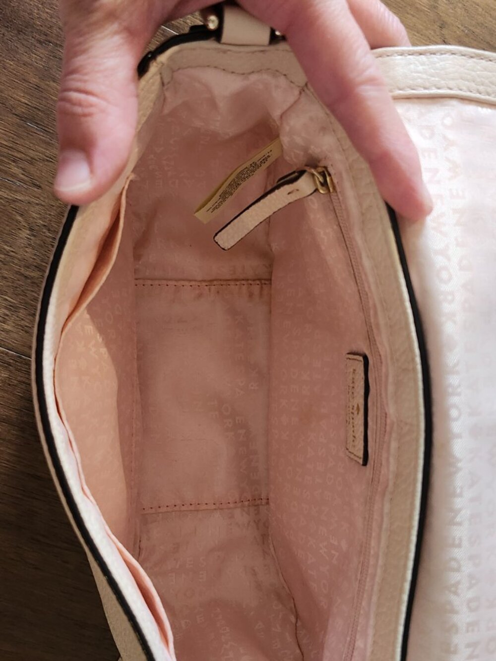 Kate Spade New York Pebbled Leather Crossbody Bag Tassel Beige Saddle Purse - Picture 9 of 16